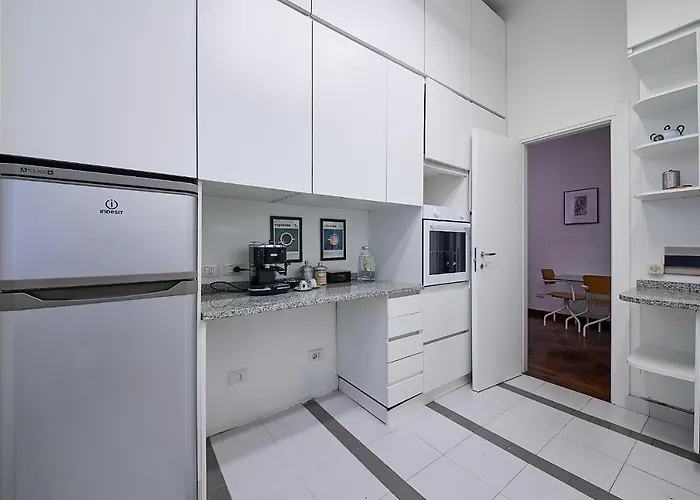 Hale Apartments - Crocetta